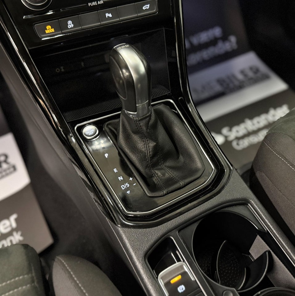 VW Touran 1,8 TSi 180 Highline DSG 7prs 5d