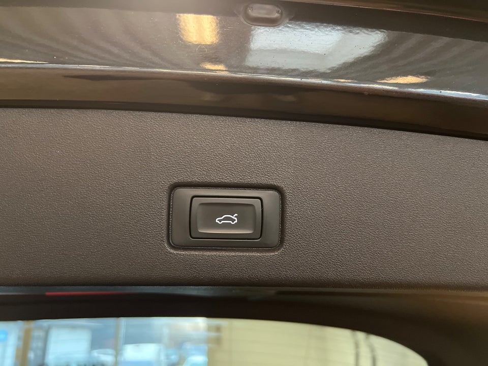 Audi Q4 e-tron 40 Advanced 5d