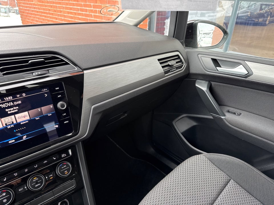 VW Touran 2,0 TDi 122 Comfortline Van 5d