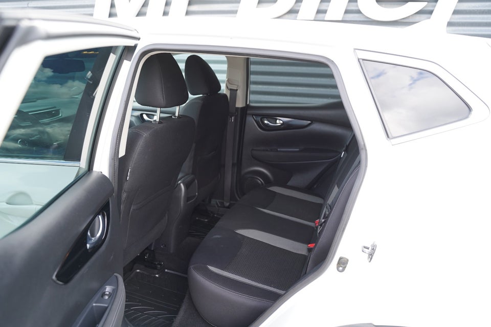 Nissan Qashqai 1,2 Dig-T 115 Acenta Connect 5d