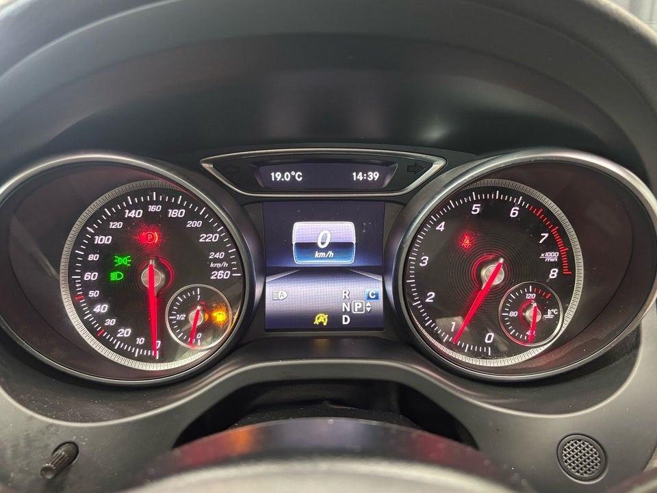 Mercedes GLA250 2,0 aut. 4Matic 5d