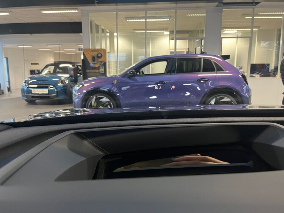 Audi Q4 e-tron 40 S-line 5d