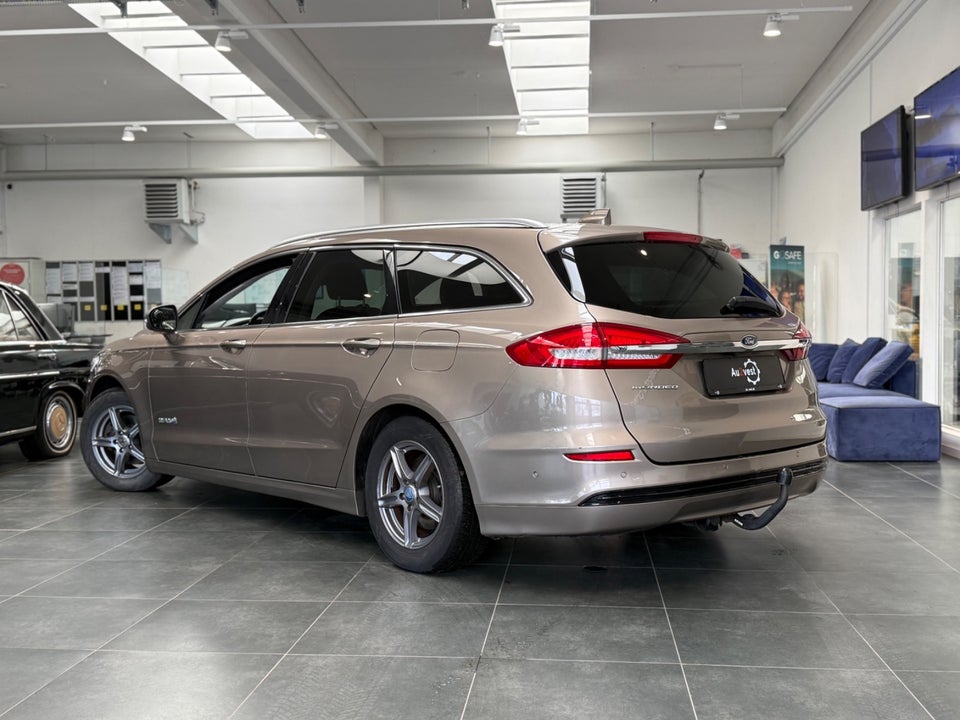 Ford Mondeo 2,0 HEV Titanium stc. CVT 5d