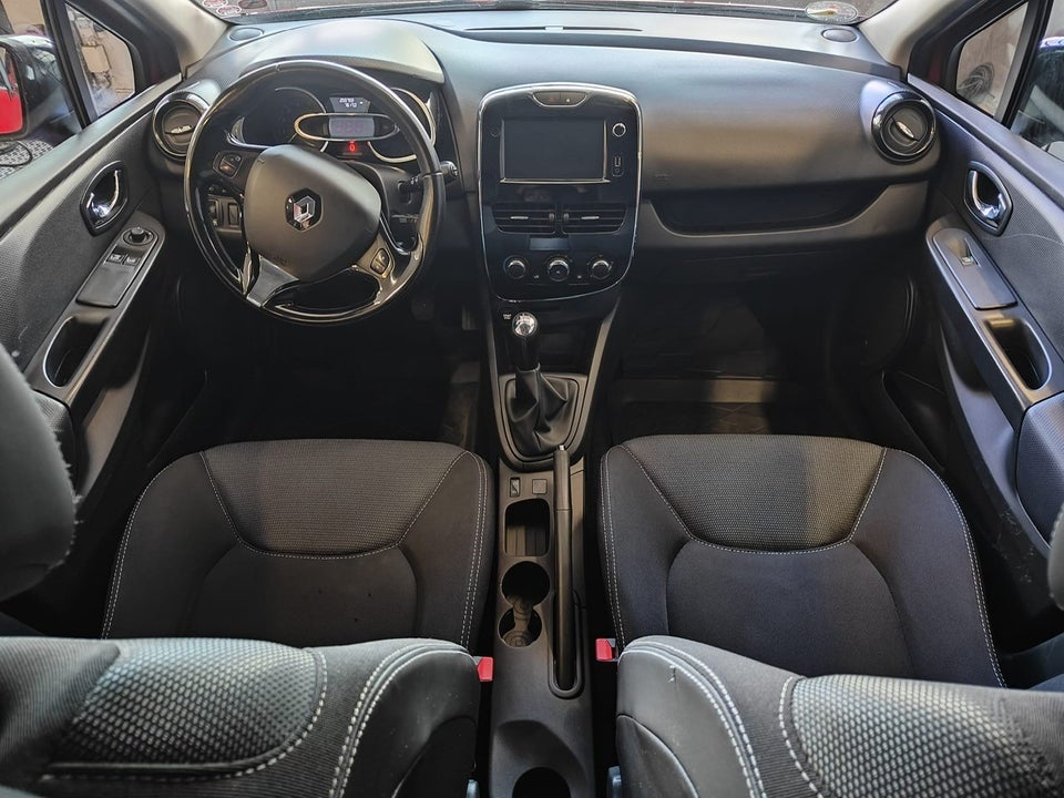 Renault Clio IV 1,5 dCi 75 Expression Sport Tourer Van 5d