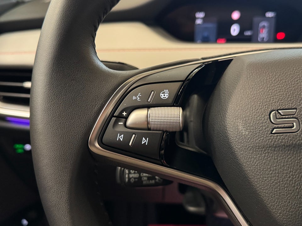 Skoda Elroq 85 iV Lodge 5d