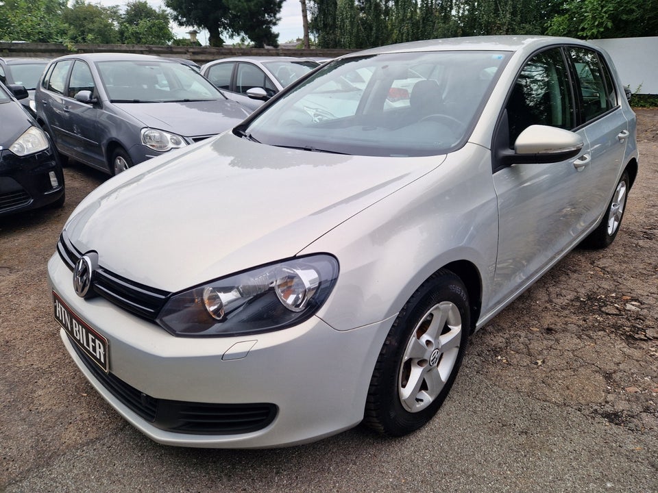 VW Golf VI 1,6 TDi 90 Trendline 5d