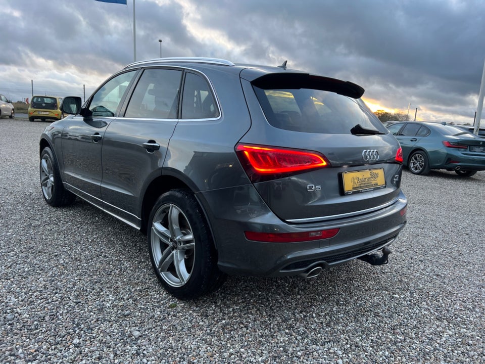 Audi Q5 3,0 TDi 258 S-line quattro S-tr. Van 5d