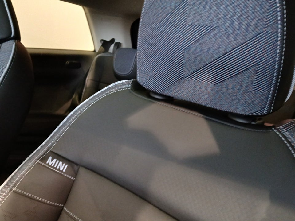 MINI Cooper SE Classic Trim M 3d