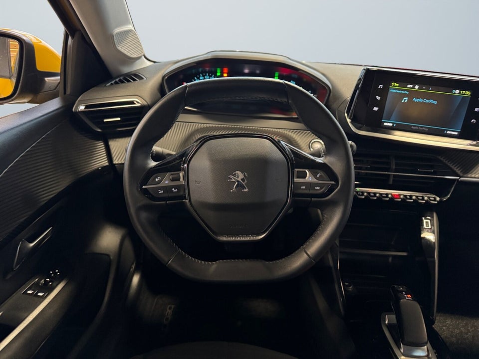 Peugeot e-208 50 Active 5d