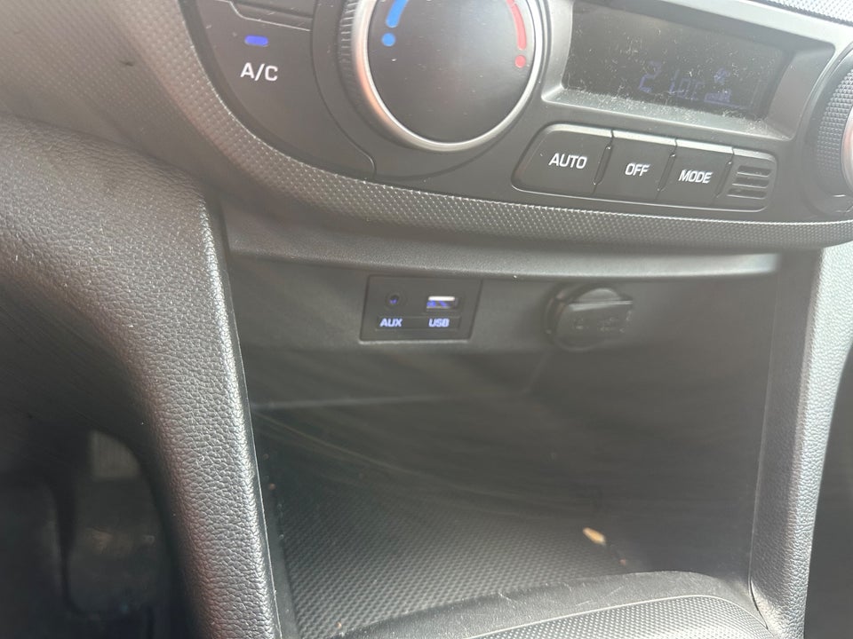 Hyundai i10 1,0 Touch 5d
