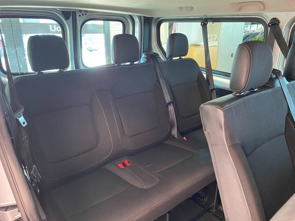 Nissan NV300 1,6 dCi 145 L2H1 Comfort Combi