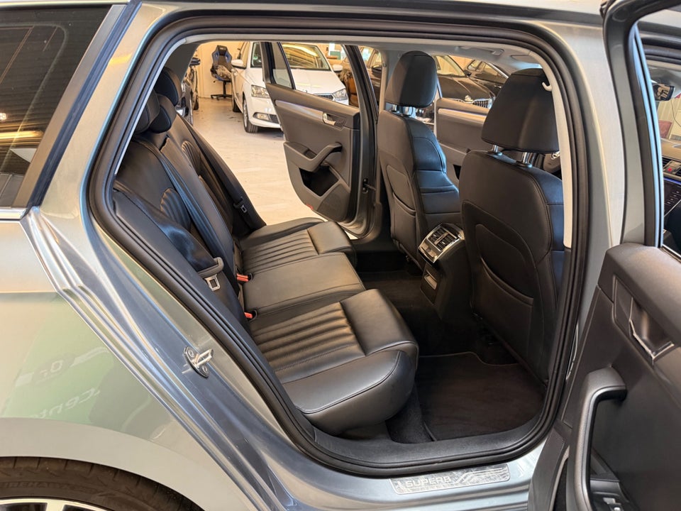 Skoda Superb 1,4 TSi 150 Business Executive Combi DSG 5d