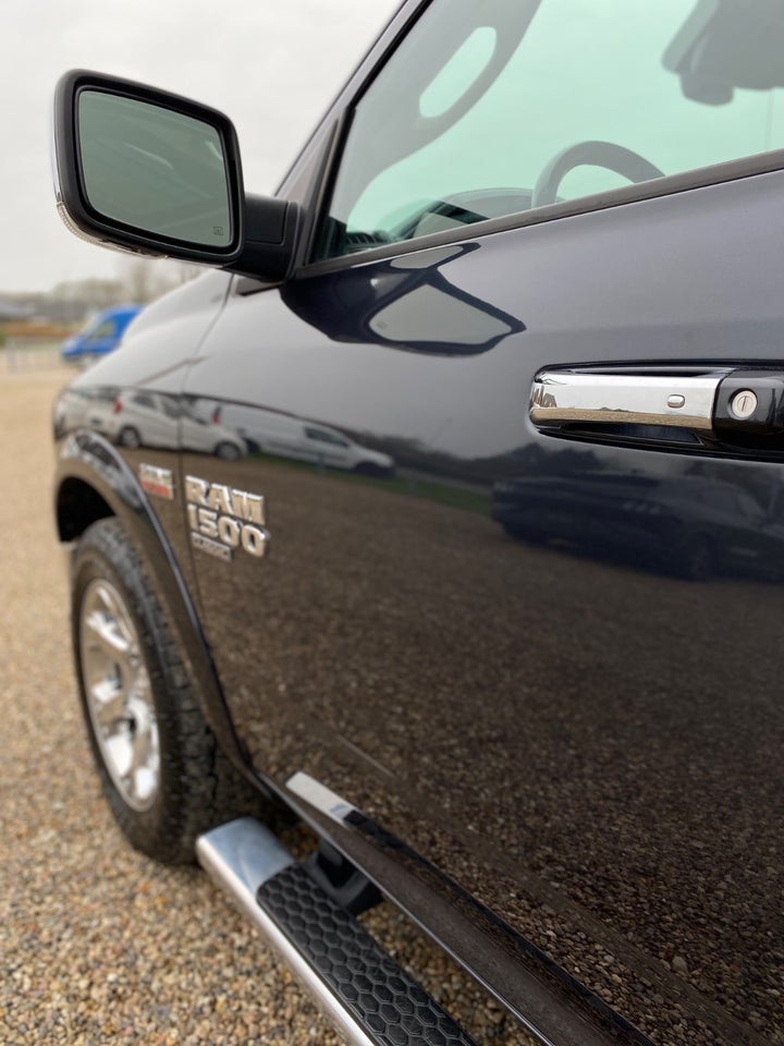 Dodge RAM 1500 5,7 V8 Laramie Crew Cab aut. 4x4 4d