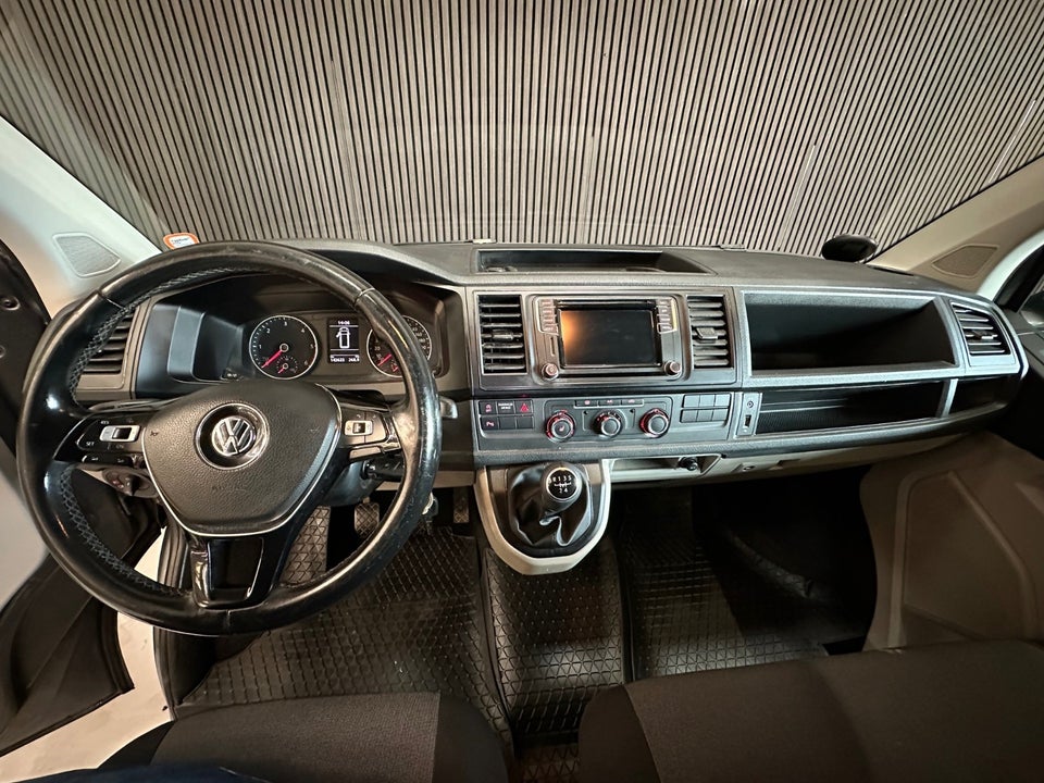 VW Transporter 2,0 TDi 114 Kassevogn lang BMT