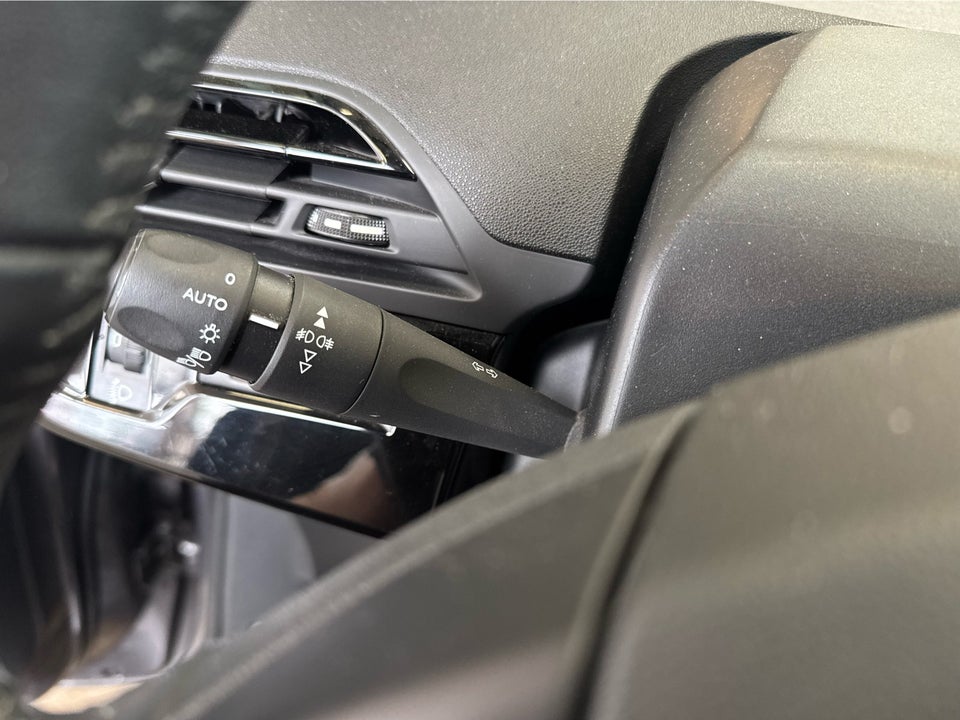 Citroën Grand C4 SpaceTourer 1,5 BlueHDi 130 Iconic 7prs 5d