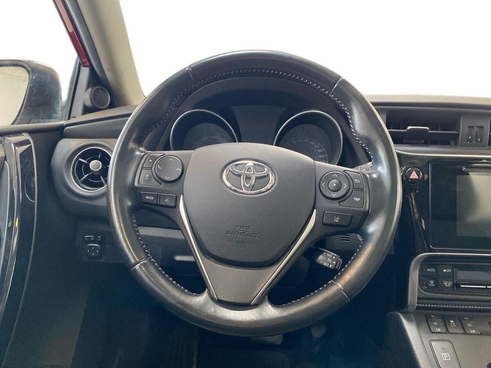 Toyota Auris 1,8 Hybrid H2 Spirit Touring Sports CVT 5d