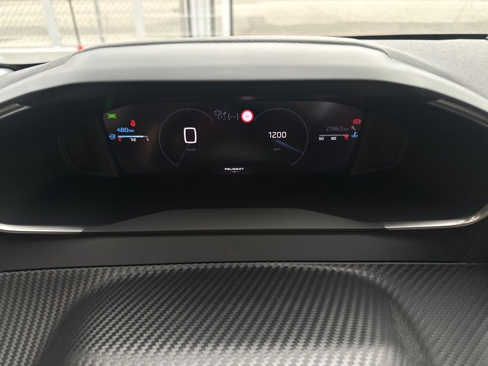 Peugeot 208 1,2 PureTech 100 Allure+ 5d