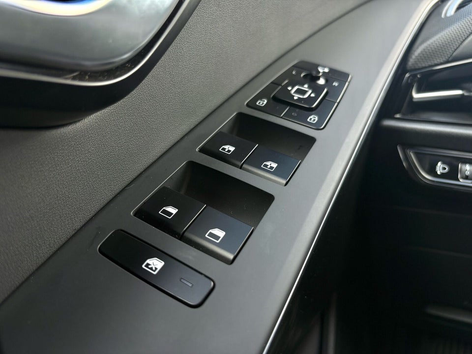 Kia Niro 64 EV Access Plus 5d