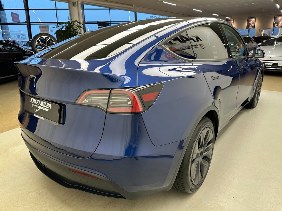 Tesla Model Y RWD 5d