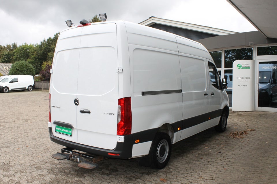 Mercedes Sprinter 317 2,0 CDi A2 Kassevogn aut. RWD