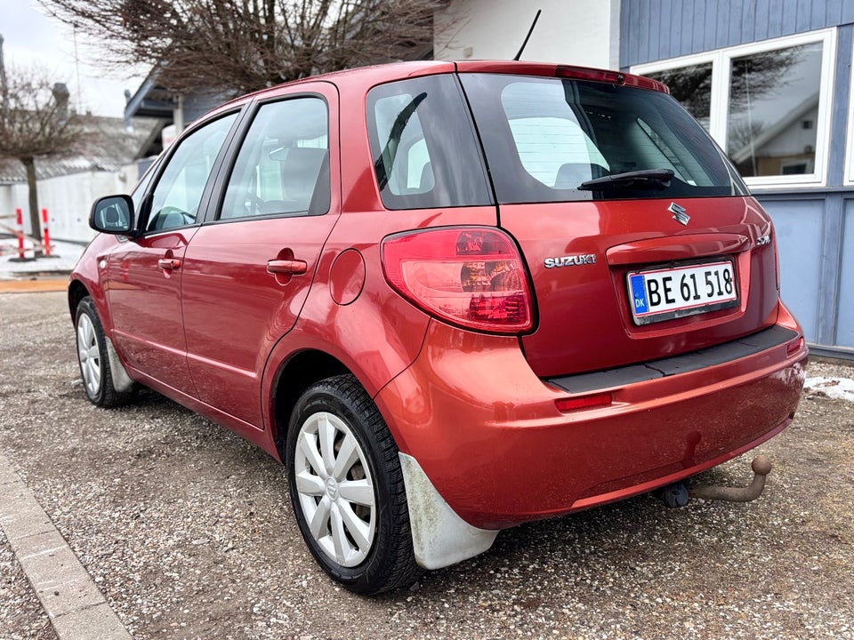 Suzuki SX4 1,6 GL-A 5d