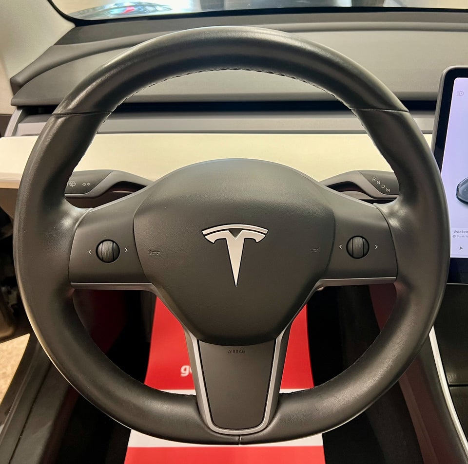 Tesla Model 3 Performance AWD 4d