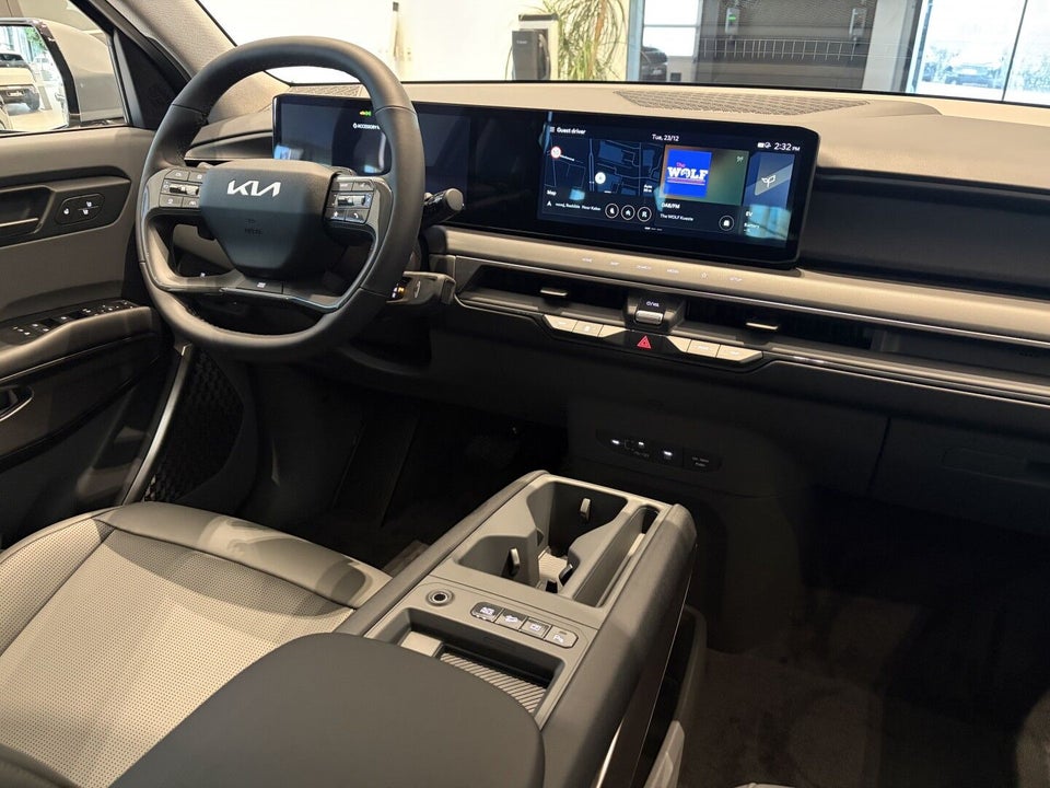 Kia EV9 76 Standard Range Upgrade RWD 7prs 5d