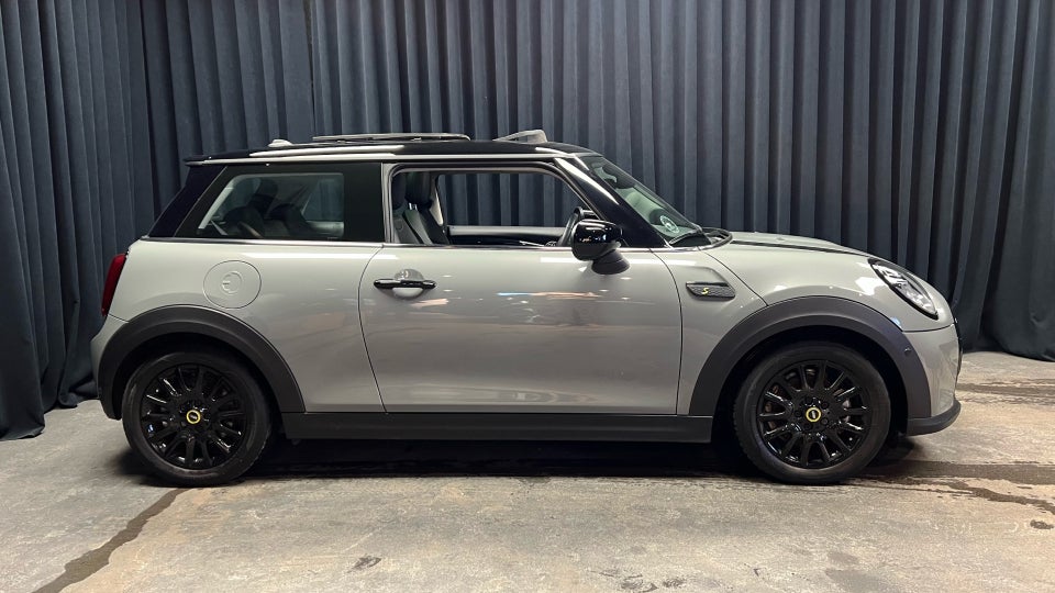 MINI Cooper SE Edition Premium Plus 3d