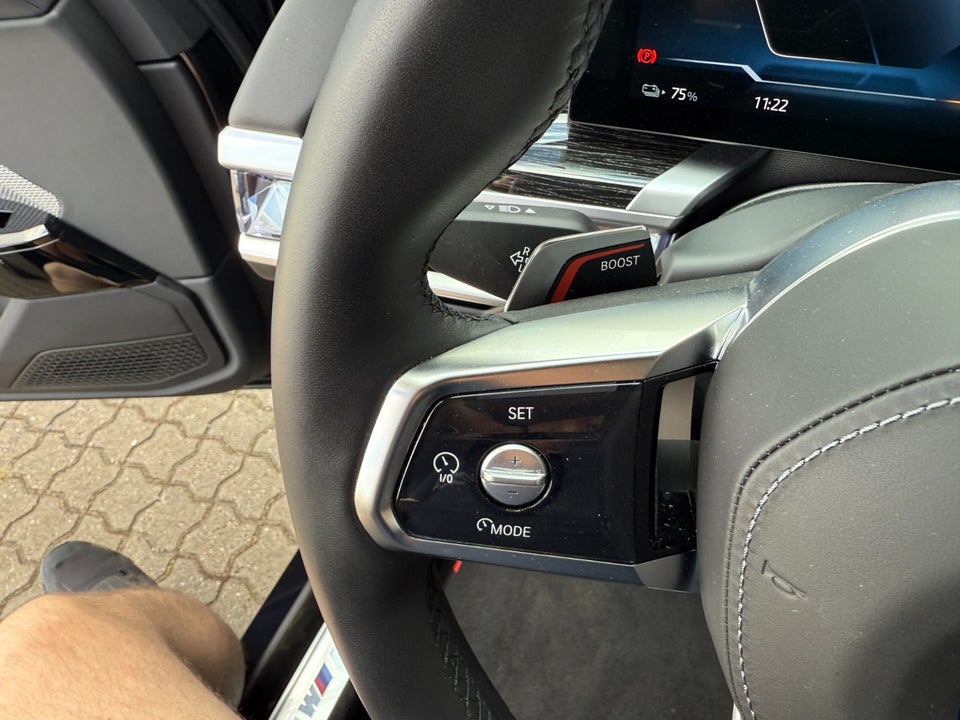 BMW i7 eDrive50 M-Sport 4d