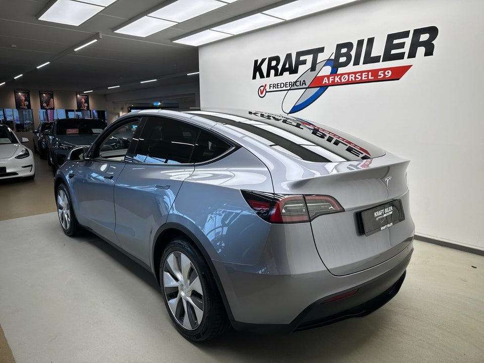 Tesla Model Y RWD 5d
