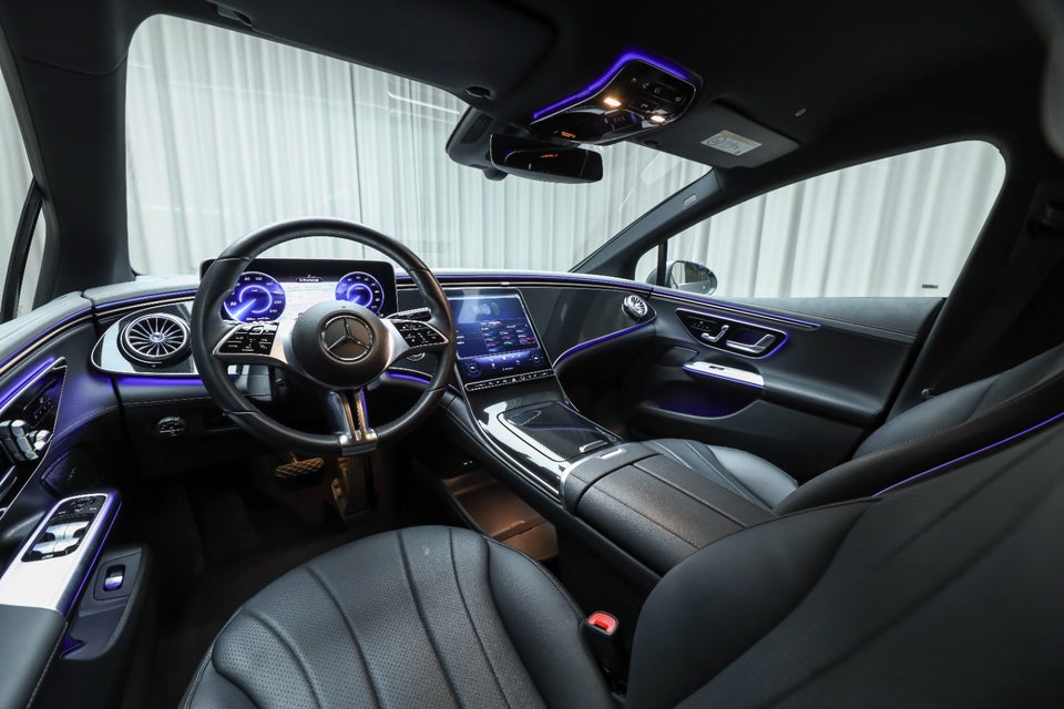Mercedes EQE350 Electric Art 4d