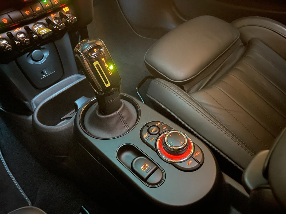 MINI Cooper SE Yours Trim 3d