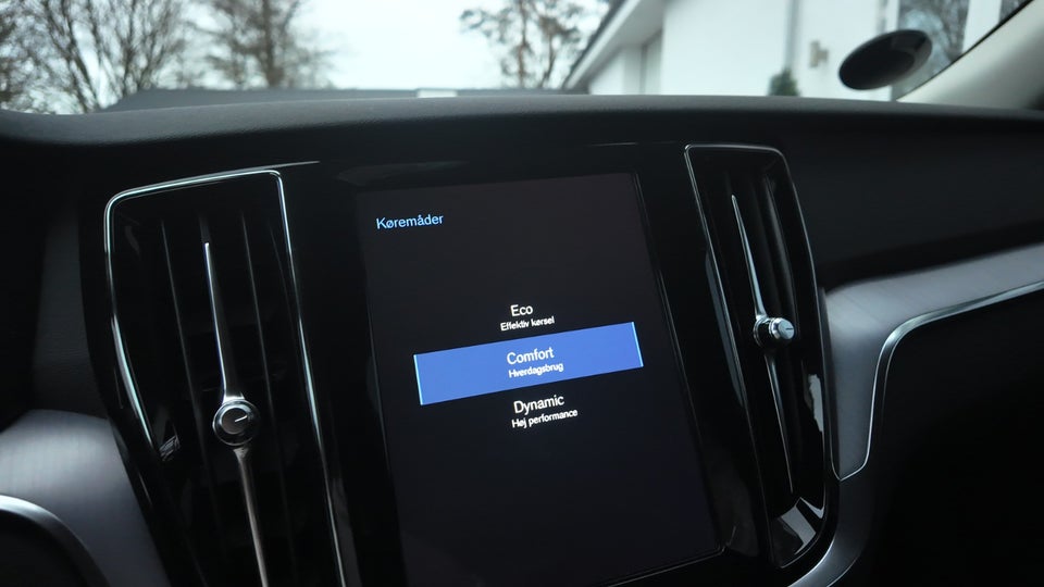 Volvo V60 2,0 D4 190 Momentum aut. 5d