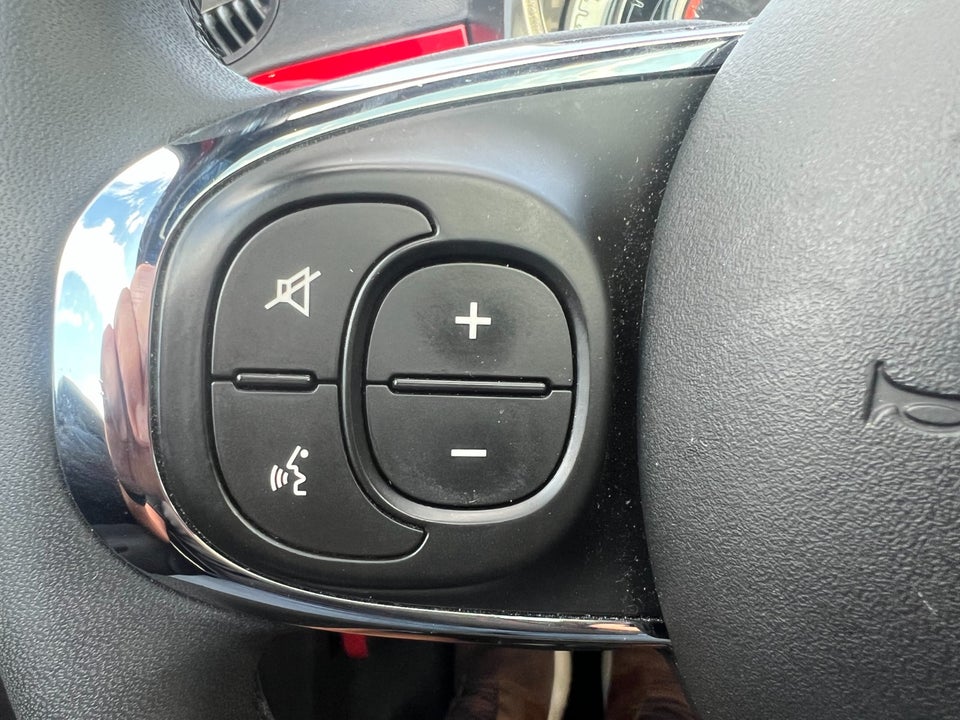 Fiat 500 1,0 Hybrid Lounge 3d