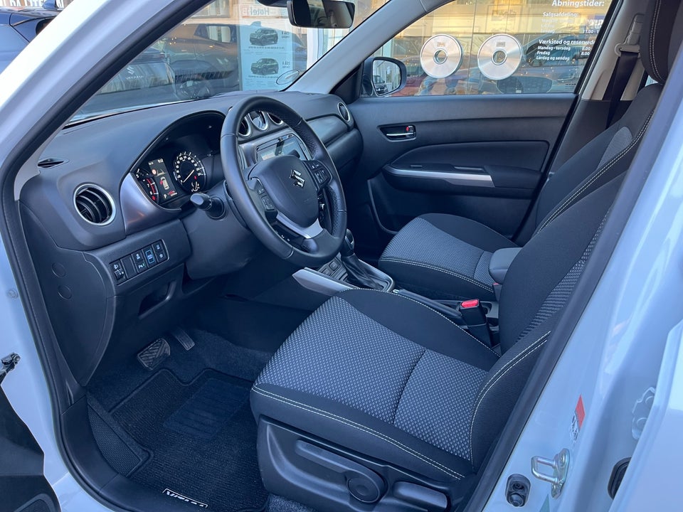 Suzuki Vitara 1,5 S-Hybrid Active AGS 5d