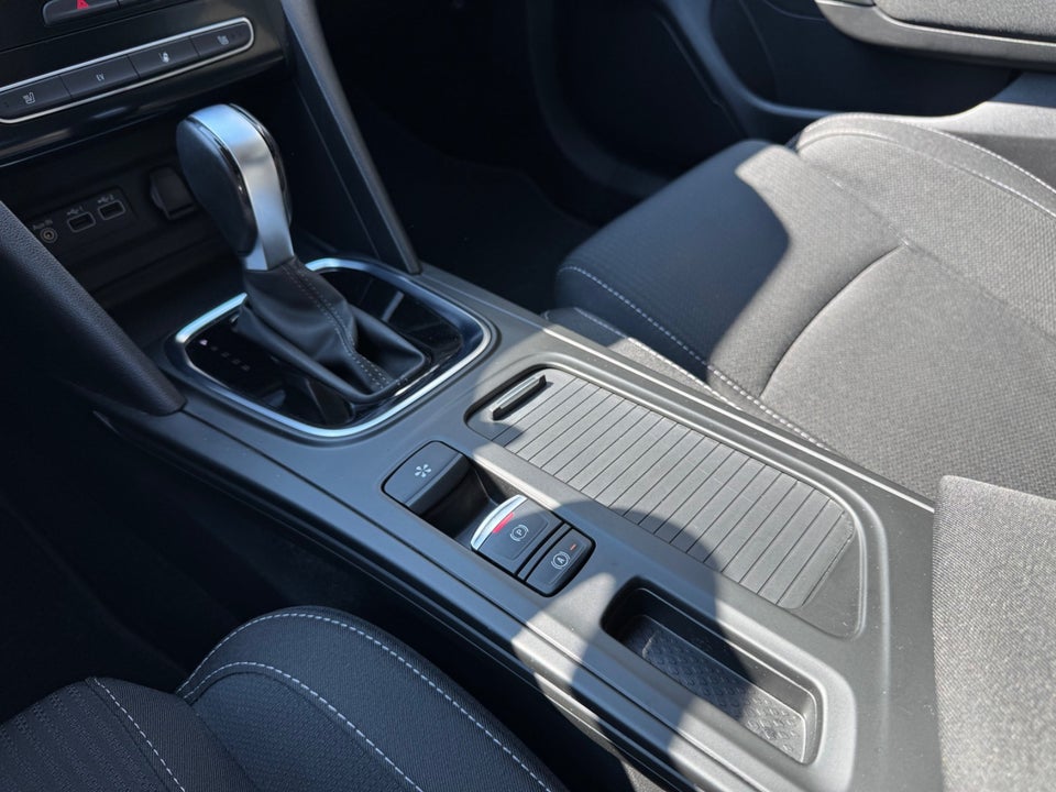 Renault Megane IV 1,6 E-Tech Zen Sport Tourer 5d
