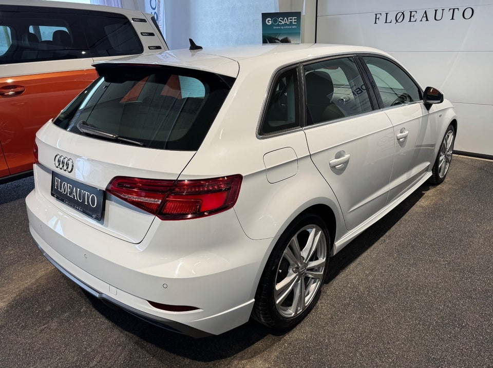 Audi A3 35 TDi S-line Sportback S-tr. 5d