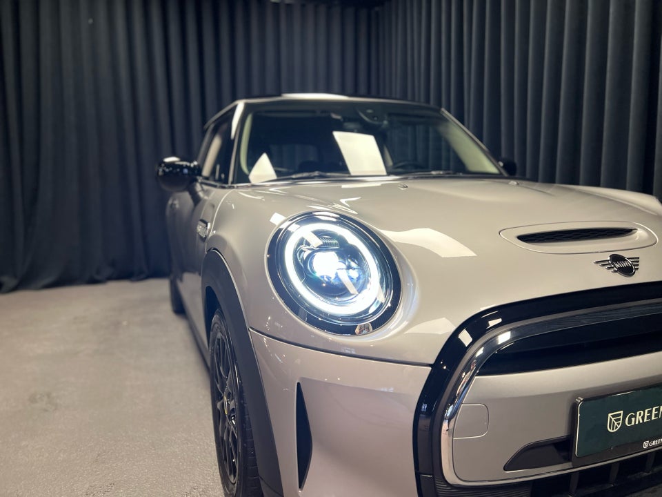 MINI Cooper SE Edition Premium Plus 3d