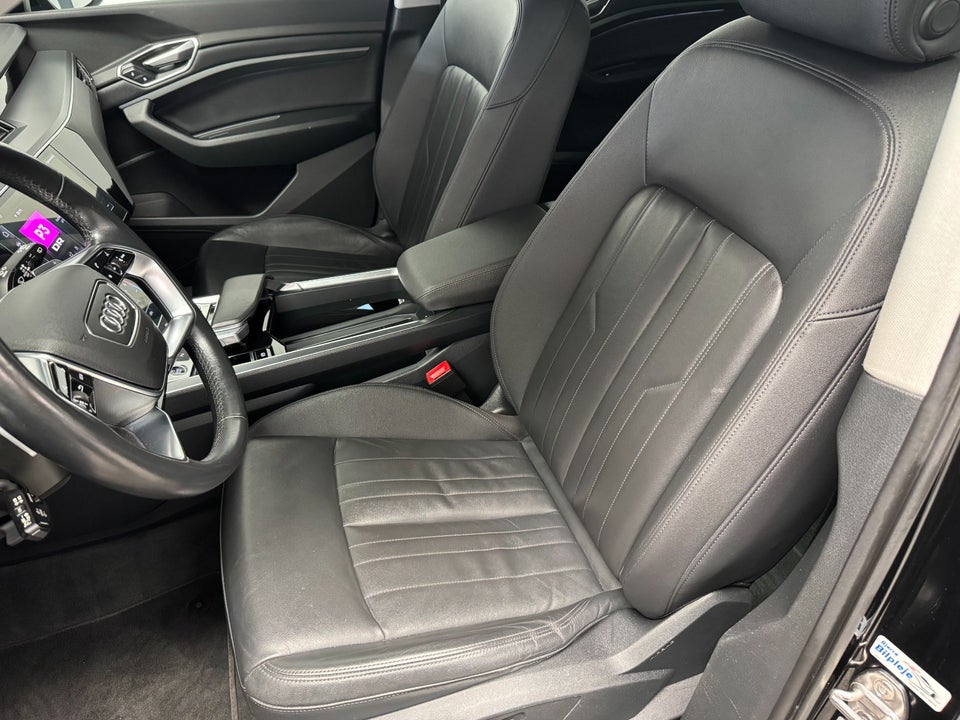 Audi e-tron 55 quattro 5d