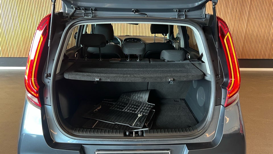 Kia e-Soul 64 Advance 5d