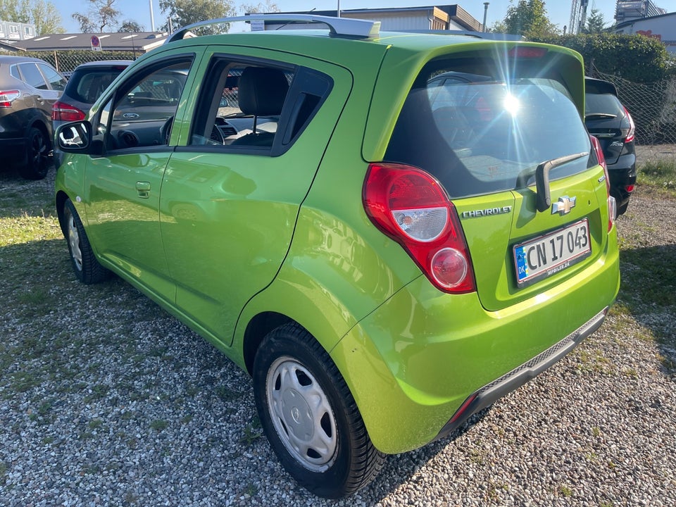 Chevrolet Spark 1,0 LT 5d