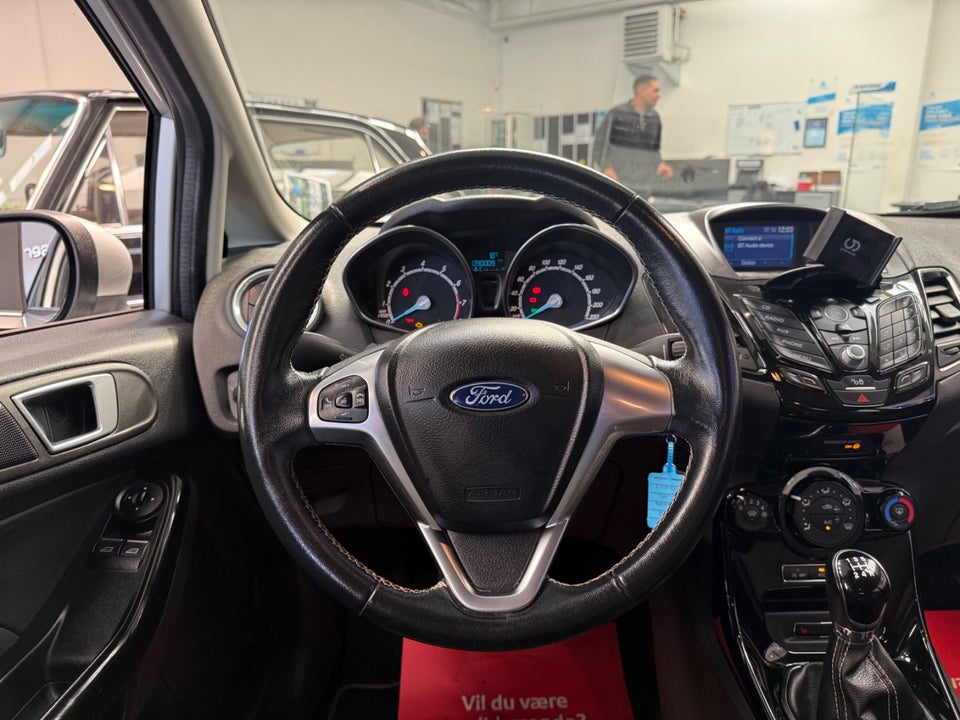 Ford Fiesta 1,0 EcoBoost Titanium 5d