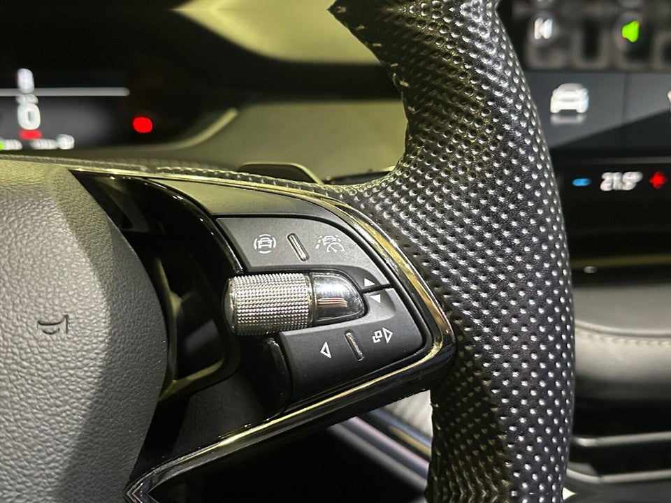 Skoda Enyaq 60 iV Sportline 5d