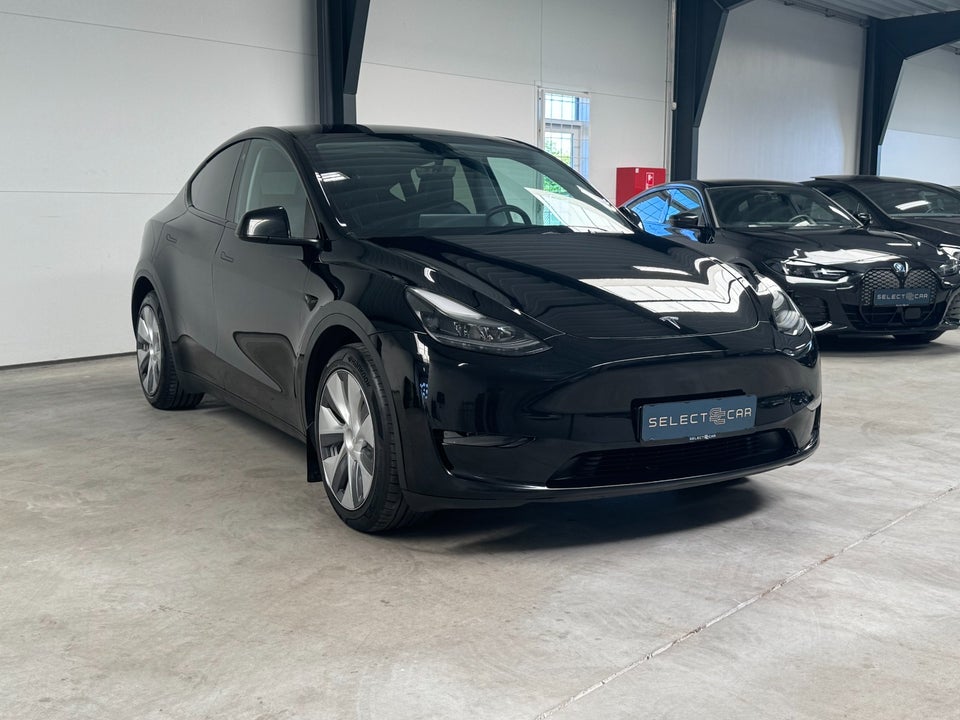 Tesla Model Y Long Range AWD 5d