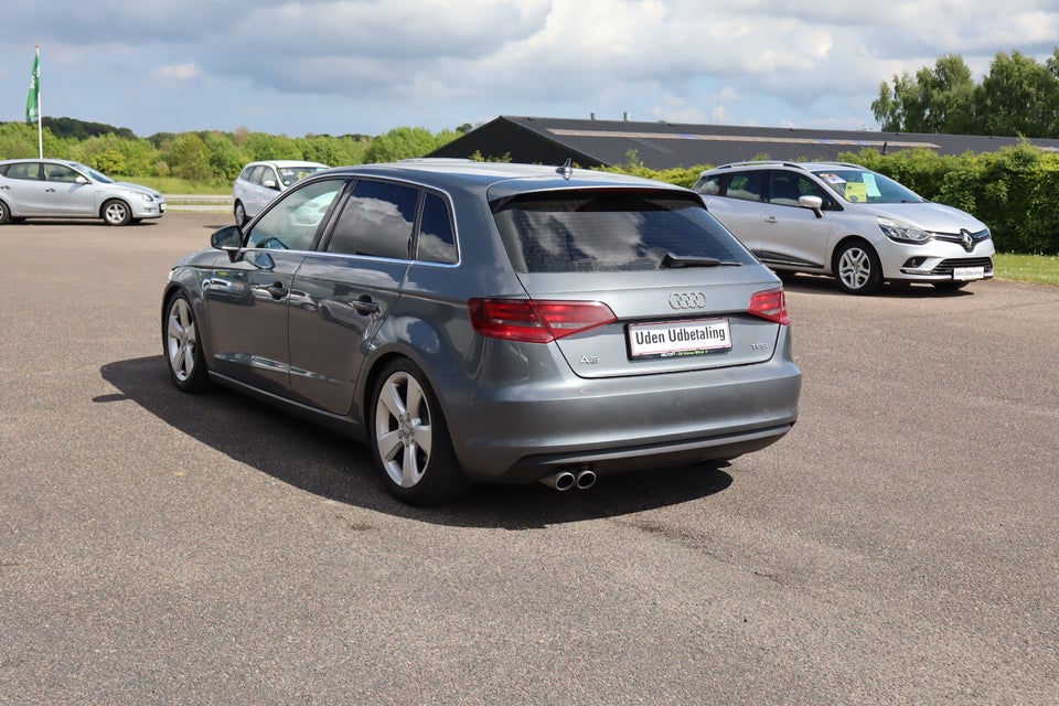 Audi A3 1,4 TFSi 125 Attraction Sportback 5d