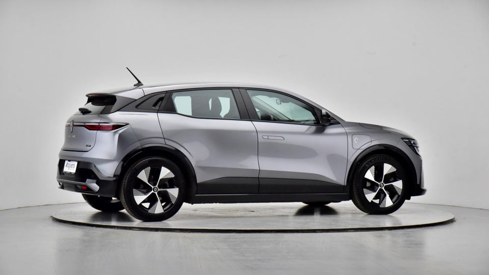 Renault Megane E-Tech 60 Equilibre 5d