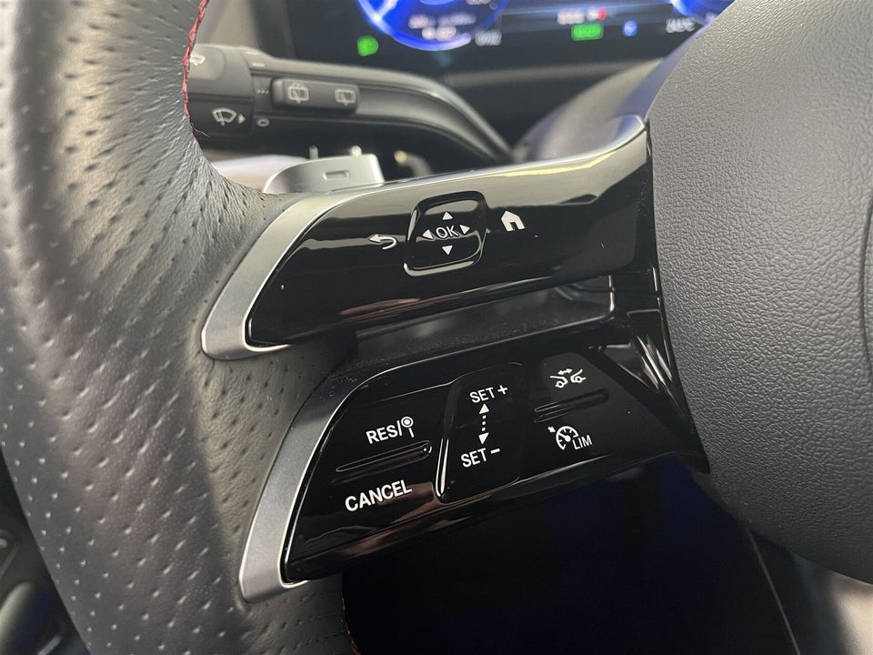 Mercedes EQA350 AMG Edition 4Matic 5d