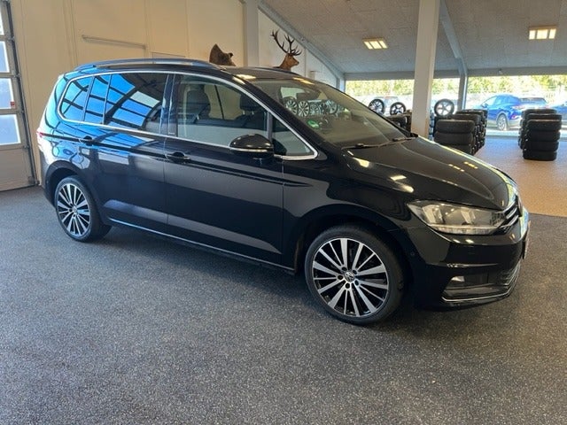 VW Touran 1,6 TDi 115 IQ.Drive DSG 7prs 5d