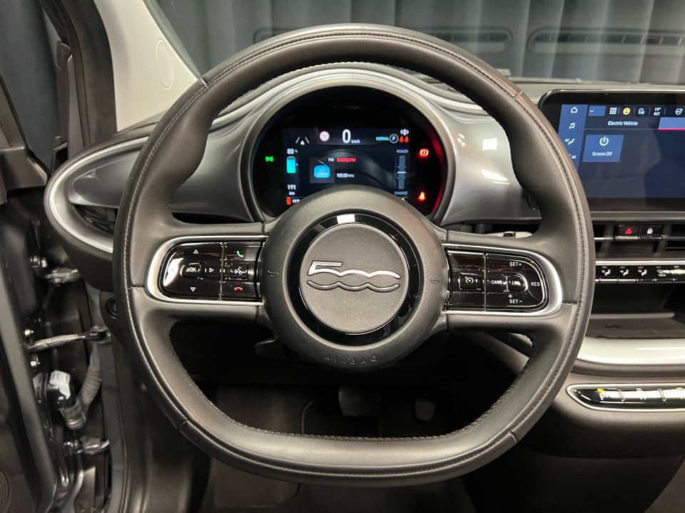 Fiat 500e 42 Icon Cabrio 2d