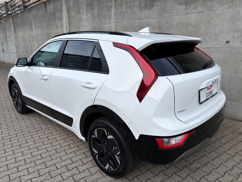 Kia Niro 64 EV Prestige 5d
